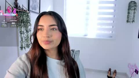 Aisha online show from May 18, 9:10 pm