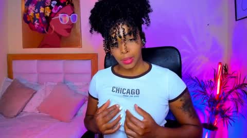 Aitana Brown online show from April 4, 3:44 pm