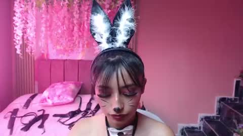 alaia_blue1 online show from July 24, 4:05 pm
