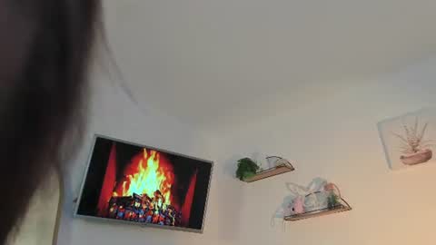   online show from July 20, 10:39 am