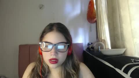 alaina_blessed online show from May 5, 10:02 pm