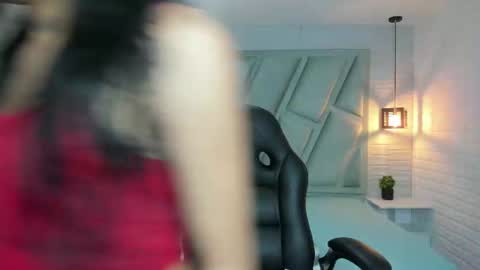 Alessia  online show from May 10, 4:25 am