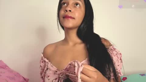 alice_parkerx online show from May 16, 10:36 am