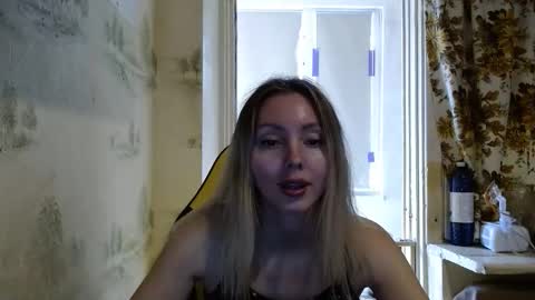 Alice smiles online show from March 22, 11:16 am