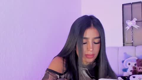 Alice  online show from July 30, 7:37 pm