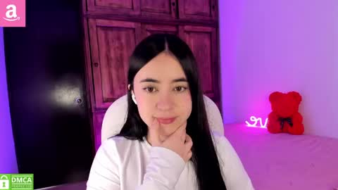 Aliceee  ..   97YP9VWGZHrefnav wishlist lists 1 online show from April 15, 7:25 pm