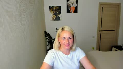 Alicee online show from July 24, 7:55 pm