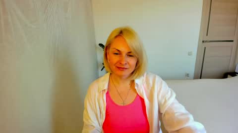 Alicee online show from April 17, 9:33 am