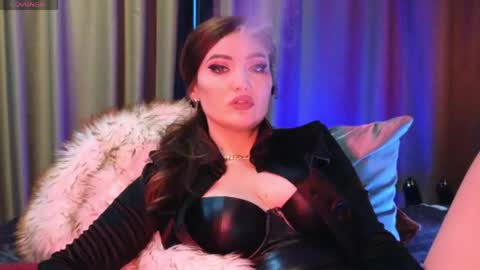 alicejameson online show from June 7, 10:38 pm