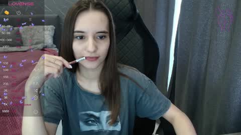 Alice online show from April 11, 9:24 am