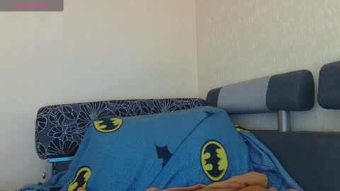 AliceWoolfy online show from April 8, 8:44 pm