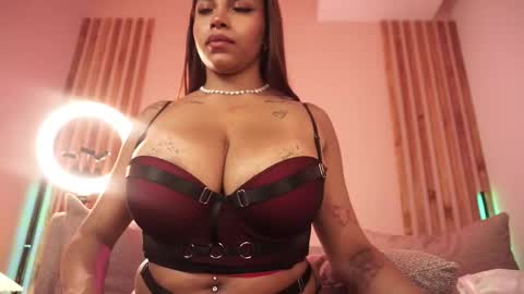 alicia_summer_ online show from March 10, 5:55 am