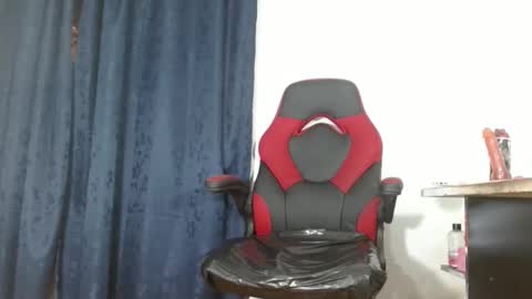 Michelle online show from March 30, 4:39 pm