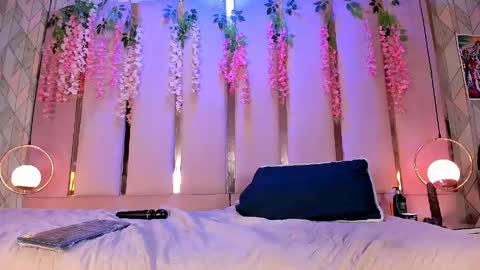   online show from May 31, 6:09 pm