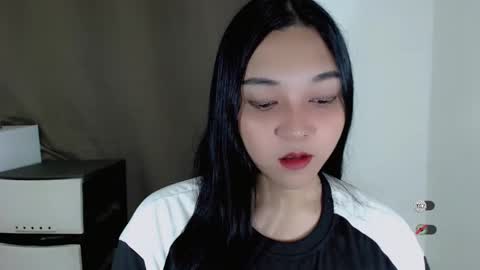 Shanti xhey online show from March 3, 9:26 am