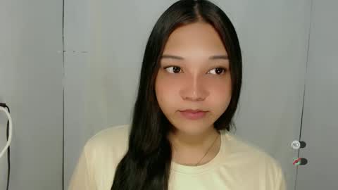 Shanti xhey online show from May 31, 10:11 pm