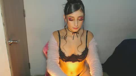 alison_squirts online show from March 20, 4:23 pm