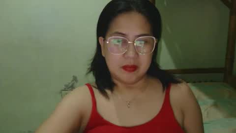 alissalove18 online show from April 11, 9:24 am