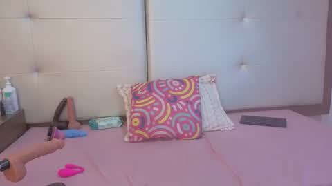 Alisson online show from April 18, 5:21 am