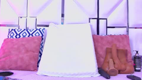 Allicia online show from April 8, 12:07 pm