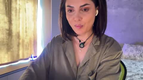 Allie online show from April 10, 12:44 pm