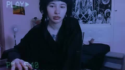 Alis online show from August 4, 6:58 pm