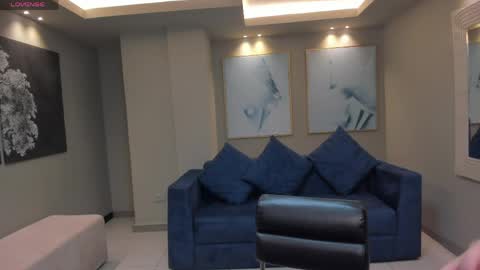 Allison Rogers online show from April 18, 11:02 am