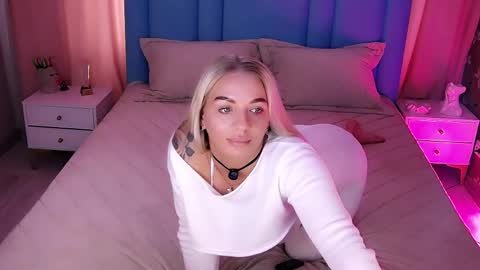 AlwaysHot online show from April 16, 2:23 am