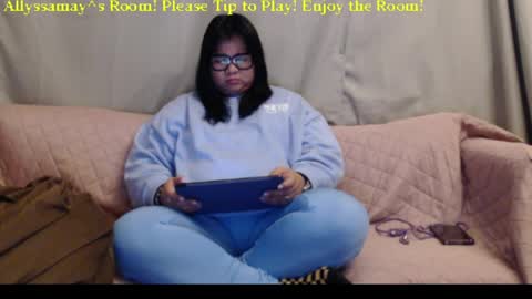 Allyssamay online show from March 22, 3:56 am