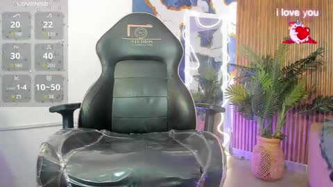 ALYCE  online show from April 27, 11:29 am