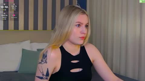 Amalia online show from April 12, 1:03 pm