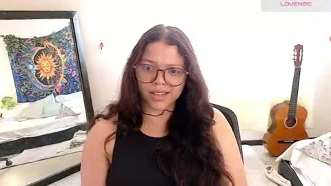         online show from August 5, 4:13 pm