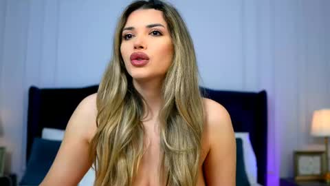 amberalena online show from May 13, 3:23 am