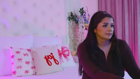 Amberseyes online show from April 30, 8:19 am