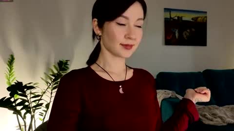 Moon inst 4mbientmoon online show from April 1, 5:54 pm