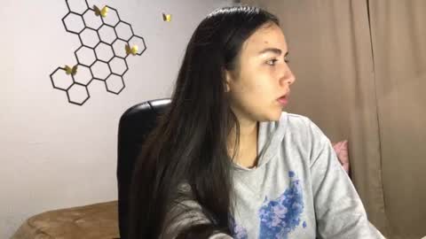 Amelia online show from November 18, 12:28 pm