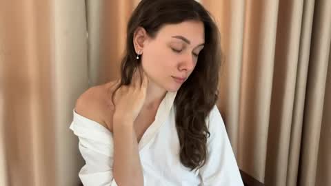 Ameli online show from May 9, 11:18 pm