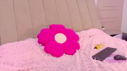 Amelia online show from May 30, 2:20 am