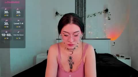 Aylin  online show from March 5, 5:18 am