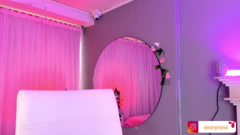 Ammy Nova online show from April 7, 8:55 pm