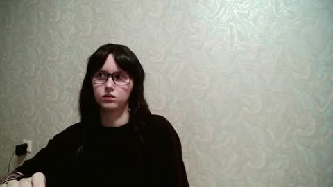 Amomira honeyx online show from May 5, 4:43 pm