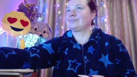 amorelara online show from April 16, 5:52 am