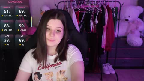 amyvibes online show from March 27, 8:20 pm