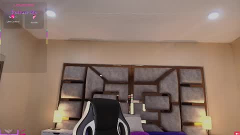 HI I AM ANABELL online show from April 17, 1:13 pm