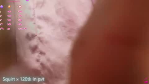 Anahi  online show from April 16, 8:08 pm