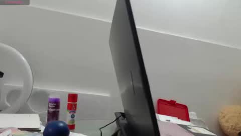 Anahi Browns online show from March 3, 10:16 pm