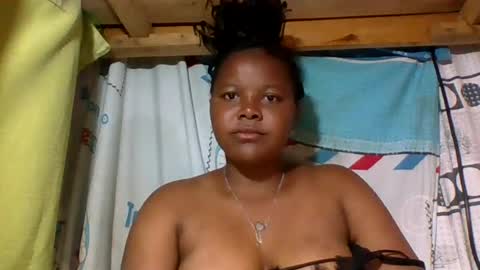 anaissa23 online show from June 19, 10:57 pm
