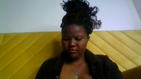 anaissa23 online show from June 29, 4:19 am