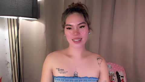 andrea06121998 online show from April 30, 9:30 pm