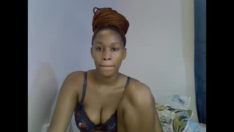 angel_mia5 online show from April 10, 11:00 pm